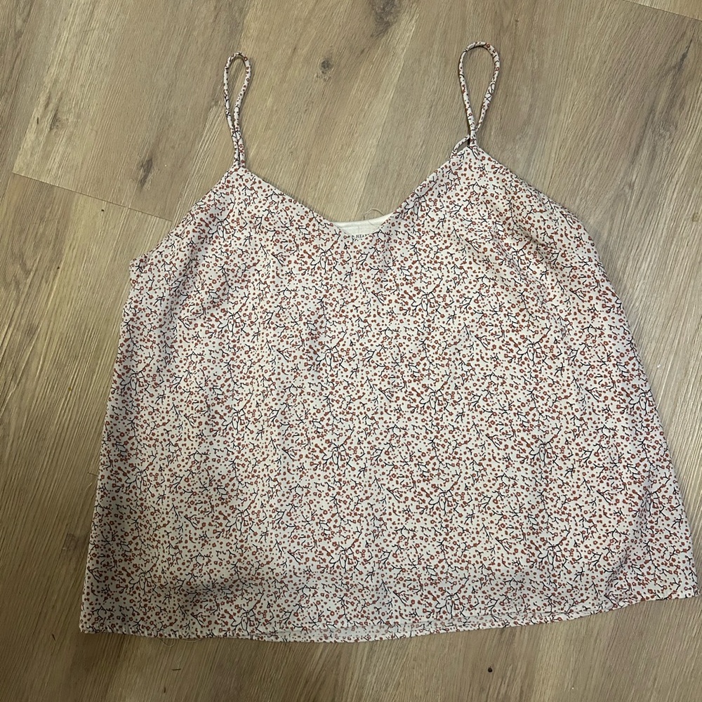 Saints & Hearts Size Medium Flowy Tank Top